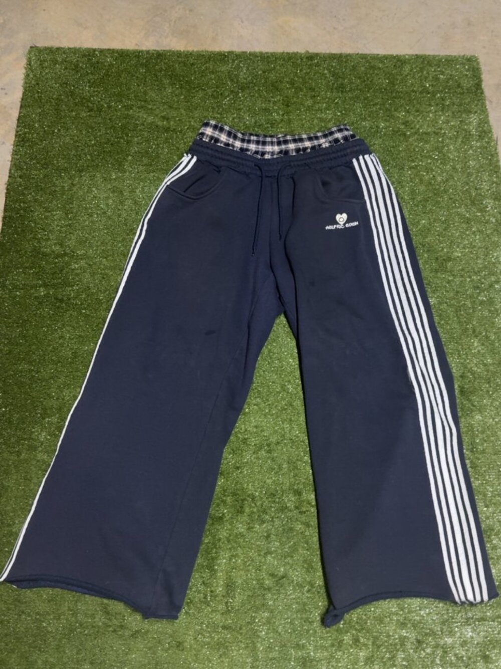 Aelfric eden size Small sweatpants!